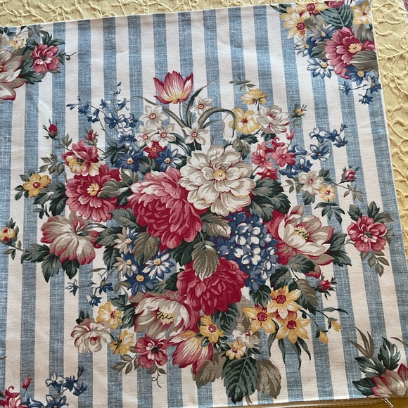 Custom Accent Pillow or Sham (2 Available) - Picture 3 of 5